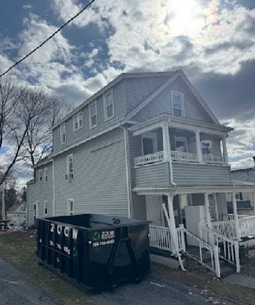 Zoom Disposal Services provides waste management dumpster rental within 40 miles of Framingham, MA.