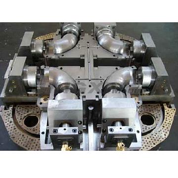 pvc-plastic-pipe-injection-mold-maker