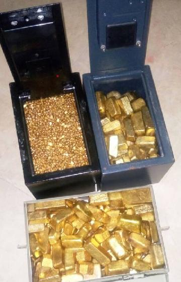 Gold Bar and nuggets
