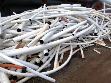 Recycling is the most environmentally friendly method, and usually one of the cheapest and easiest ways to get rid of HDPE Pipe waste!