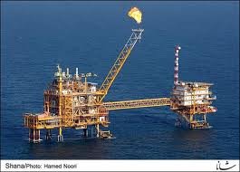 US crude oil imports hit 16 year February lows : API 