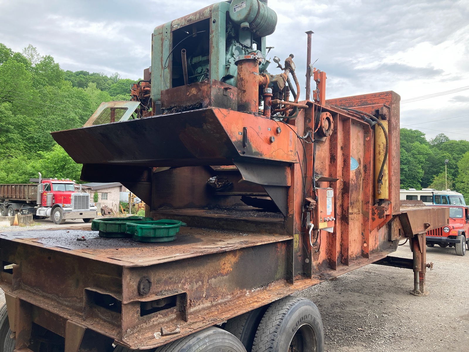 1979 AlJon 20 Car Crusher. 260,Auto Crushers Equipment