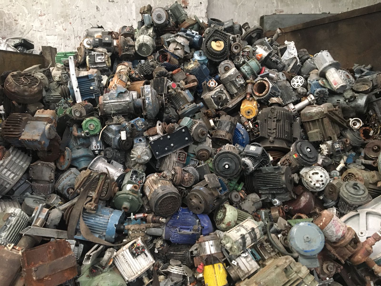 ELECTRIC MOTOR SCRAP RECYCLING SELL21797