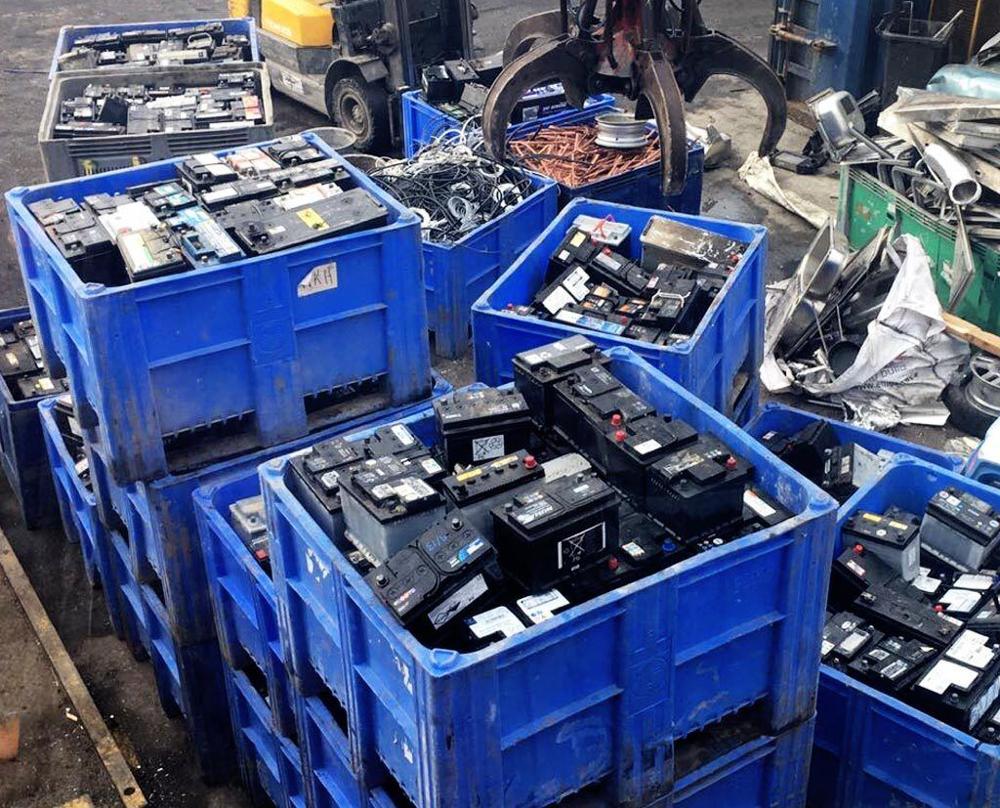 Drained lead acid battery scrap